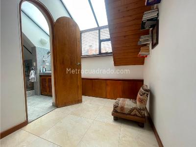Casa de 3 alcobas en venta en Chico Navarra, Bogotá, 185 m² · foto 18 de 20