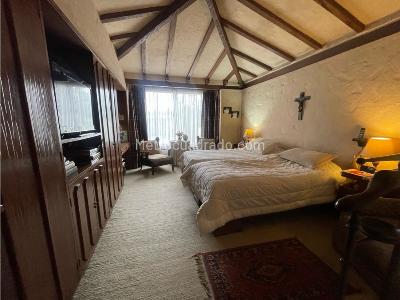Casa de 5 alcobas en venta en Guaymaral, Bogotá, 1400 m² · foto 18 de 20