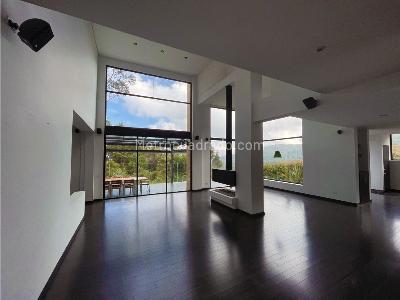 Casa de 4 alcobas en arriendo en Chia, Chía, 470 m² · foto 3 de 20