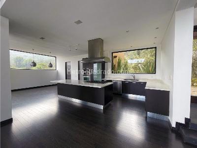 Casa de 4 alcobas en arriendo en Chia, Chía, 470 m² · foto 4 de 20