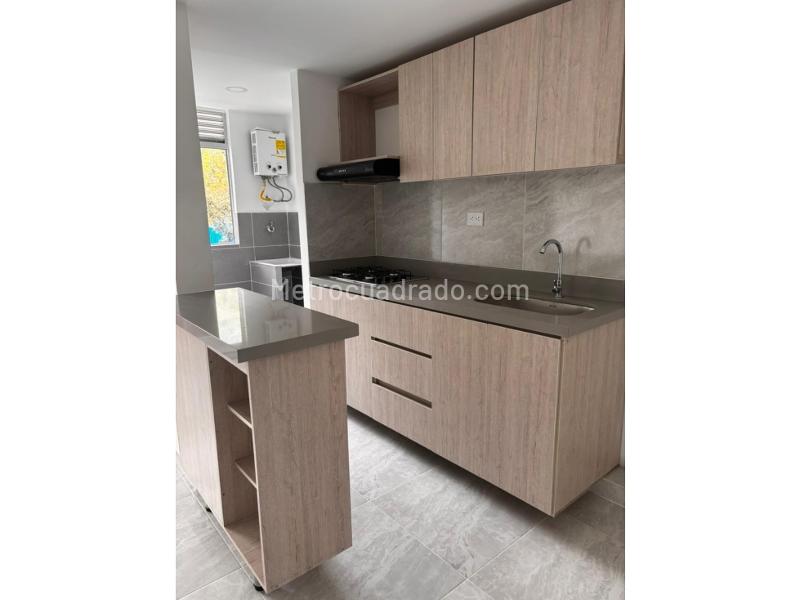 Piso – Bello - Vista 2
