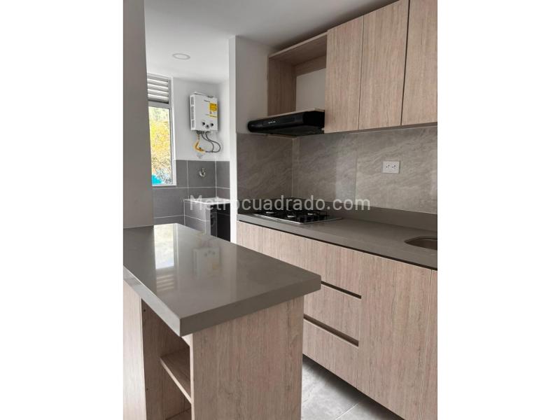 Piso – Bello - Vista 3