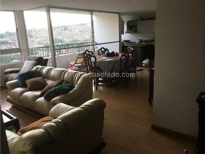 Apartamento de 3 alcobas en venta en Cabañas, Bello, 114 m² · foto 2 de 20