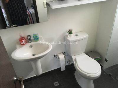 Apartamento de 3 alcobas en venta en Cabañas, Bello, 114 m² · foto 18 de 20