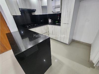 Apartamento de 3 alcobas en venta en El Trapiche, Bello, 58 m² · foto 2 de 12