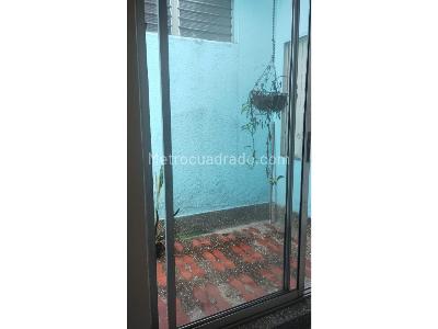 Casa de 5 alcobas en venta en Boston, Medellín, 120 m² · foto 12 de 20