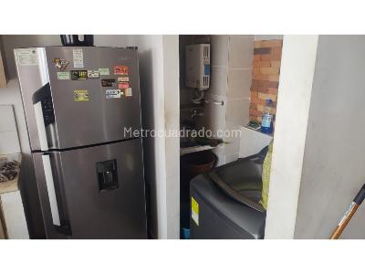 Apartamento de 3 alcobas en venta en Maria Auxiliadora, Sabaneta, 53 m² · foto 2 de 9