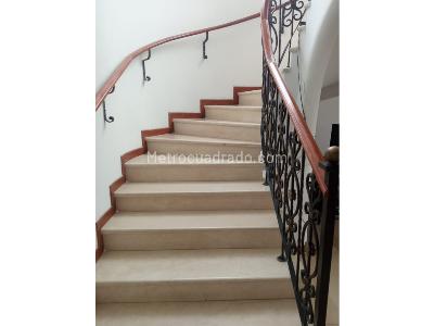 Apartamento de 5 alcobas en venta en El Tesoro, Medellín, 400 m² · foto 7 de 11