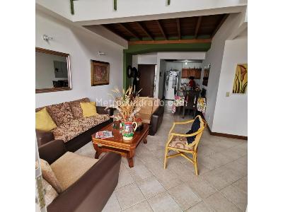Apartamento en venta en Loma Del Indio, Medellín · foto 2 de 20