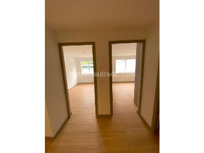 Apartamento de 2 alcobas en venta en El Nogal, Medellín, 60 m² · foto 5 de 13
