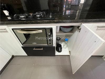 Casa de 3 alcobas en venta en San Antonio De Pereira, Rionegro, 132 m² · foto 2 de 20