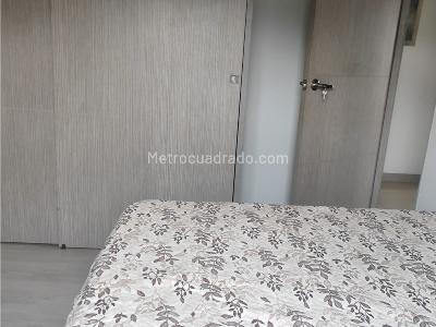 Apartamento de 3 alcobas en venta en Tres Esquinas, Sabaneta, 77 m² · foto 11 de 17