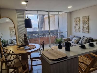 Apartamento de 3 alcobas en venta en San Jose, Sabaneta, 70 m² · foto 2 de 8