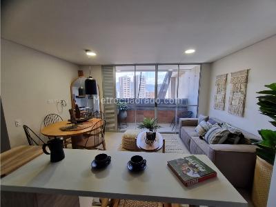 Apartamento de 3 alcobas en venta en San Jose, Sabaneta, 70 m² · foto 3 de 8