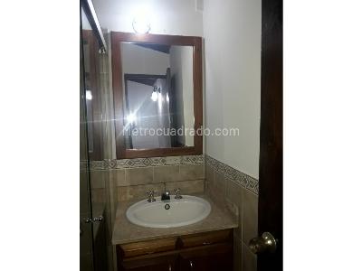 Casa de 3 alcobas en venta en El Velodromo, Medellín, 148 m² · foto 15 de 19