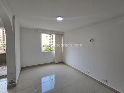 Apartamento de 3 alcobas en venta en Laureles, Medellín, 100 m² · foto 4 de 20