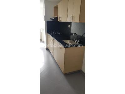 Apartamento de 3 alcobas en venta en Madera, Bello, 74 m² · foto 2 de 15