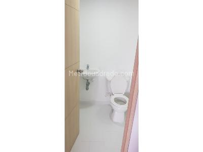 Apartamento de 3 alcobas en venta en Madera, Bello, 74 m² · foto 12 de 15