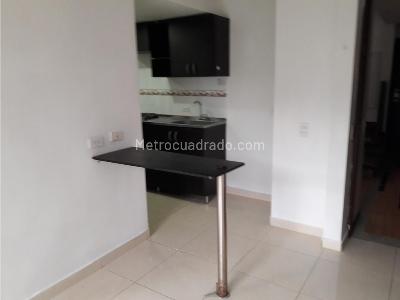 Apartamento de 2 alcobas en venta en San Martin, Bello, 37 m² · foto 3 de 15