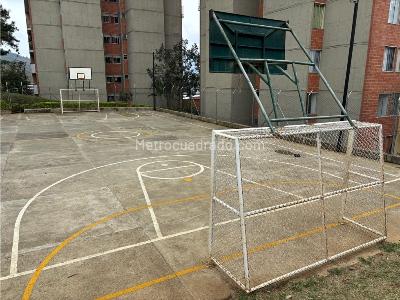 Apartamento de 2 alcobas en venta en San Martin, Bello, 37 m² · foto 12 de 15