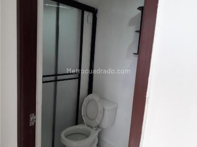 Apartamento de 2 alcobas en venta en San Martin, Bello, 37 m² · foto 13 de 15