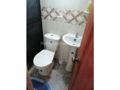 Casa de 4 alcobas en venta en Niquia, Bello, 92 m² · foto 4 de 9