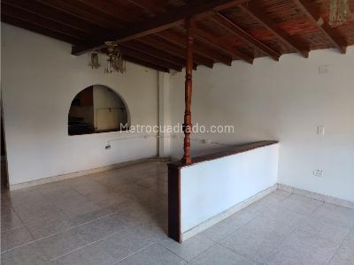 Casa de 5 alcobas en venta en Niquia, Bello, 197 m² · foto 10 de 15