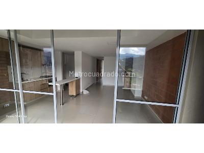 Apartamento de 3 alcobas en venta en San Jose, Sabaneta, 85 m² · foto 2 de 20