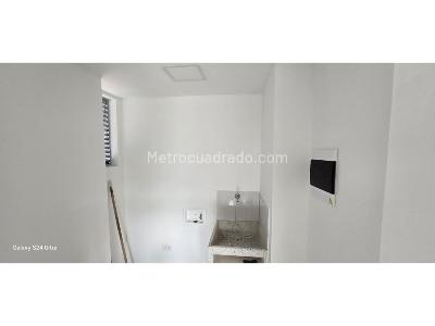 Apartamento de 3 alcobas en venta en San Jose, Sabaneta, 85 m² · foto 4 de 20