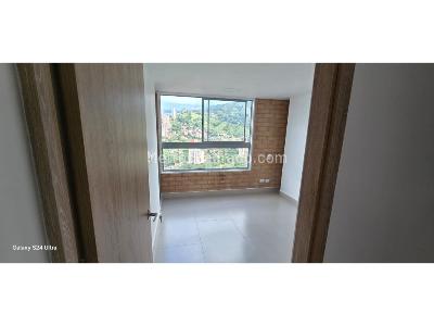Apartamento de 3 alcobas en venta en San Jose, Sabaneta, 85 m² · foto 12 de 20