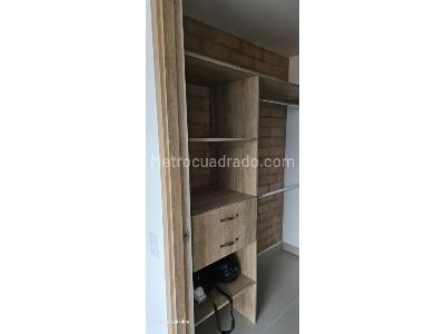 Apartamento de 3 alcobas en venta en San Jose, Sabaneta, 85 m² · foto 16 de 20