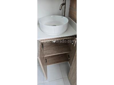 Apartamento de 3 alcobas en venta en San Jose, Sabaneta, 85 m² · foto 18 de 20