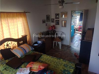 Casa de 3 alcobas en venta en Niquia, Bello, 70 m² · foto 3 de 20
