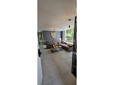 Apartamento en venta en El Poblado, Medellín · foto 3 de 10