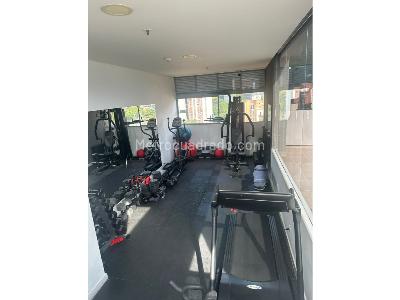 Apartamento en venta en El Poblado, Medellín · foto 12 de 16