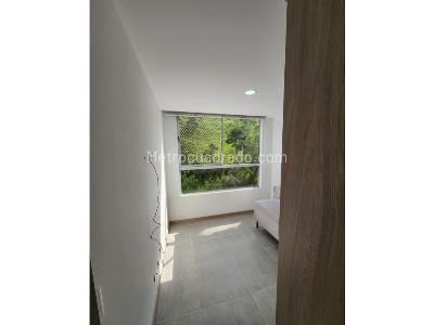 Apartamento de 3 alcobas en venta en El Chingui, Envigado, 94 m² · foto 5 de 20