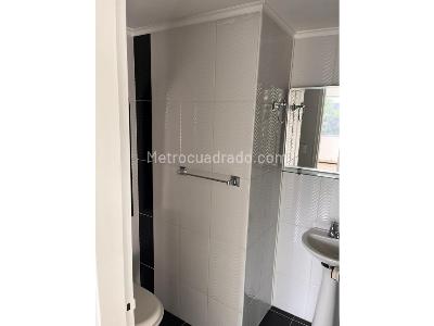 Apartamento en venta en Los Colores, Medellín · foto 12 de 20