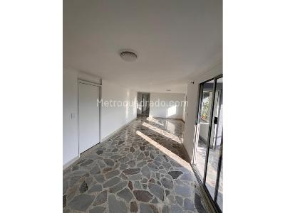 Apartamento en venta en Los Colores, Medellín · foto 16 de 20