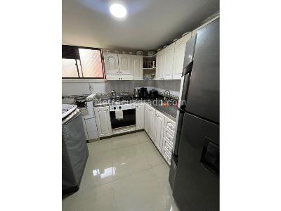 Apartamento de 3 alcobas en venta en La Florida, Bello, 63 m² · foto 2 de 20