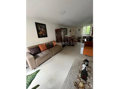 Apartamento de 3 alcobas en venta en La Florida, Bello, 63 m² · foto 13 de 20