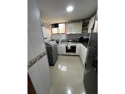 Apartamento de 3 alcobas en venta en La Florida, Bello, 63 m² · foto 17 de 20