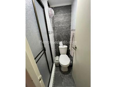 Apartamento de 3 alcobas en venta en La Florida, Bello, 63 m² · foto 20 de 20