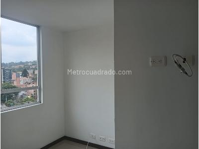 Apartamento de 3 alcobas en venta en Madera, Bello, 74 m² · foto 12 de 14