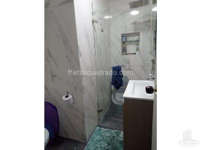Casa de 5 alcobas en venta en Calasanz, Medellín, 220 m² · foto 10 de 18