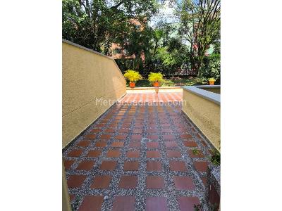 Apartamento en venta en Calasanz, Medellín · foto 11 de 18