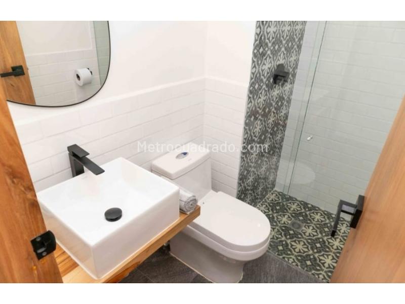Furnished 3BR Apartment in Los Bernal with Pool - 9