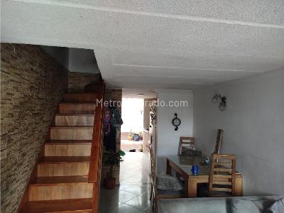 Casa de 3 alcobas en venta en La Florida, Bello, 100 m² · foto 2 de 14