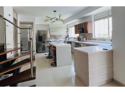 Apartamento de 5 alcobas en venta en Señorial, Envigado, 330 m² · foto 3 de 19