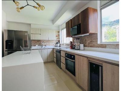 Apartamento de 5 alcobas en venta en Señorial, Envigado, 330 m² · foto 17 de 19