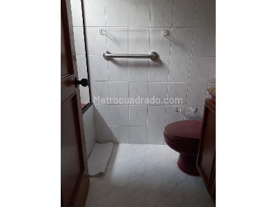 Apartamento en venta en El Poblado, Medellín · foto 3 de 17